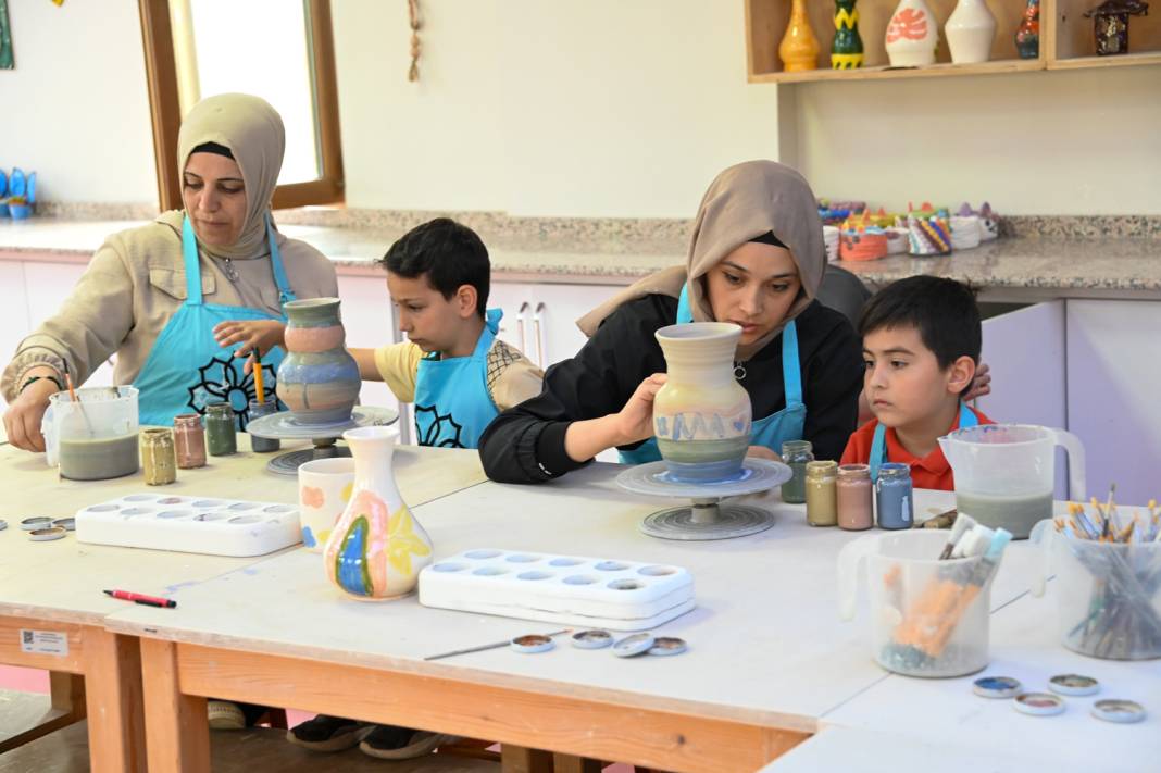 Konya’da eller birleşti, kalpler buluştu, unutulmaz eserler çıktı 16